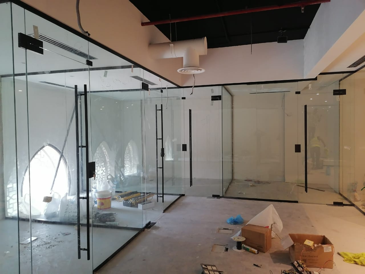 رواد الزجاج بالرياض