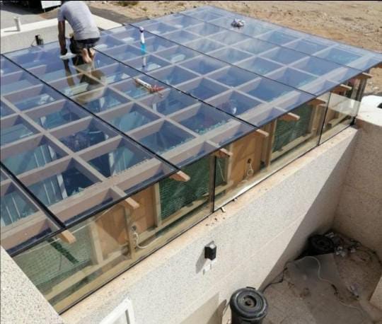 رواد الزجاج بالرياض