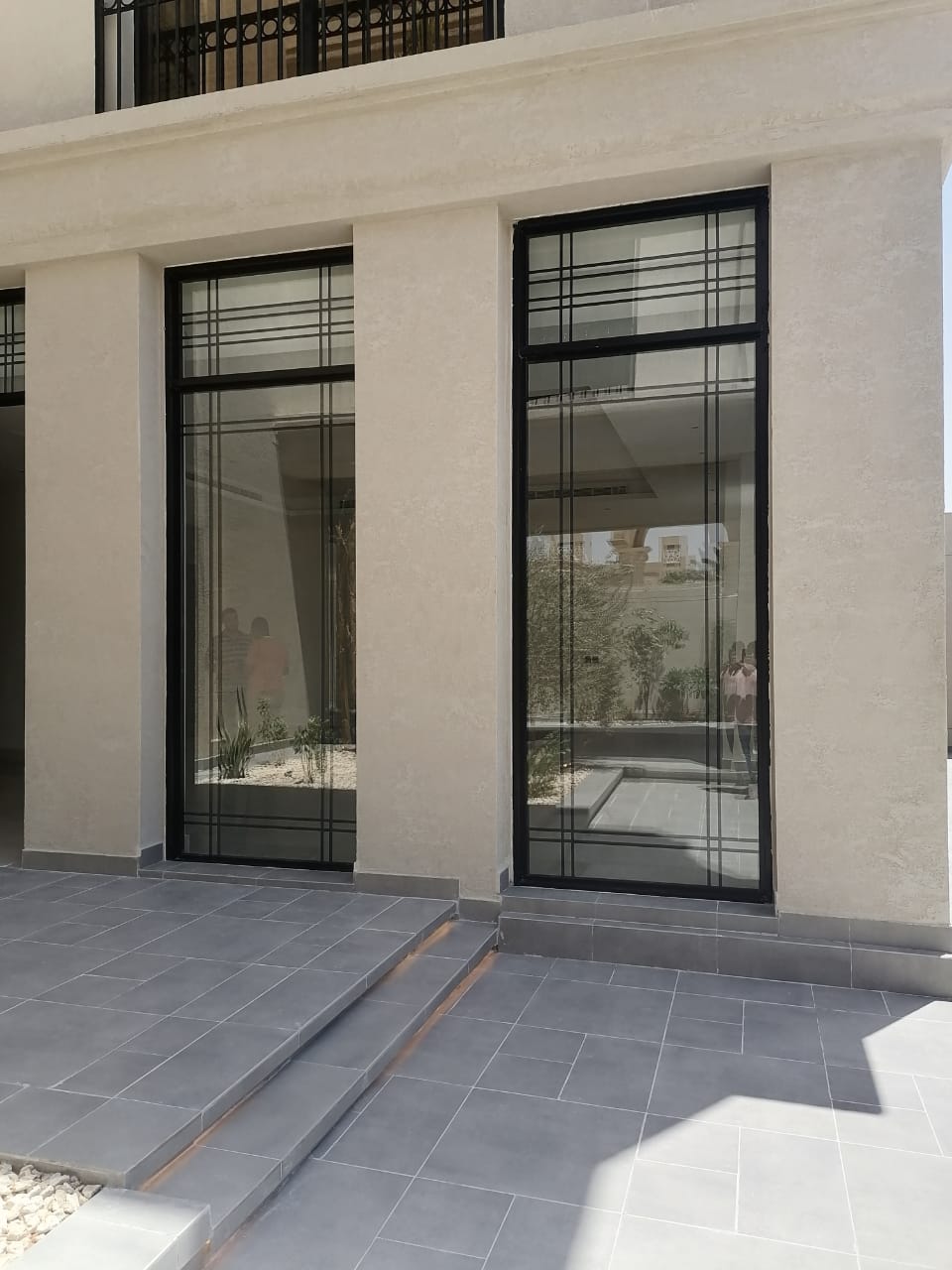 رواد الزجاج بالرياض