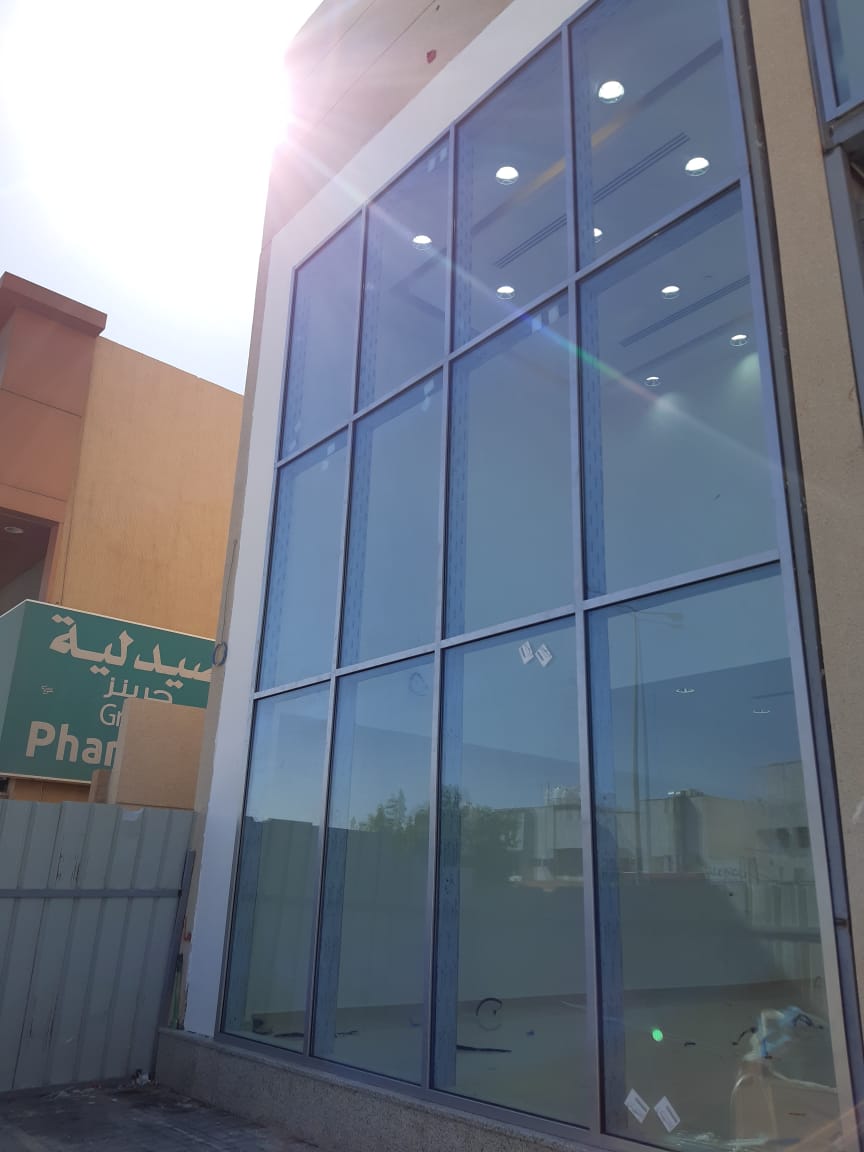 رواد الزجاج بالرياض