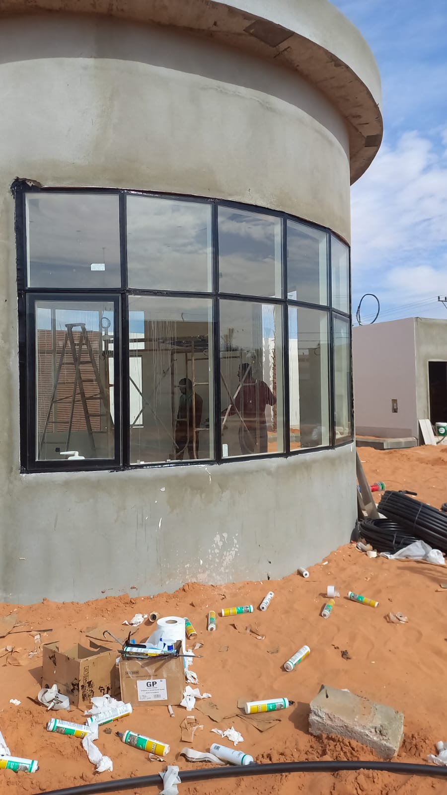 رواد الزجاج بالرياض