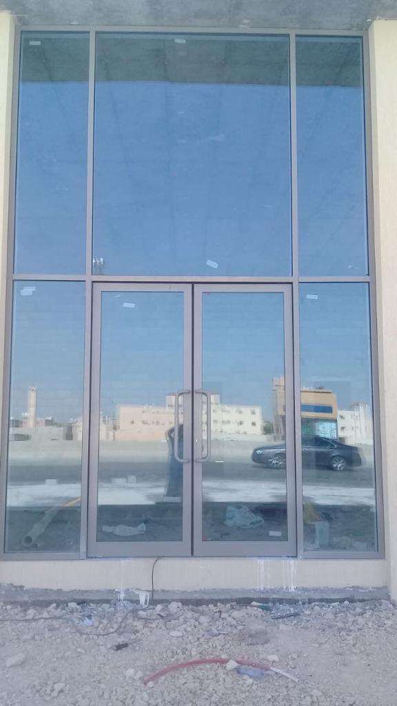 رواد الزجاج بالرياض