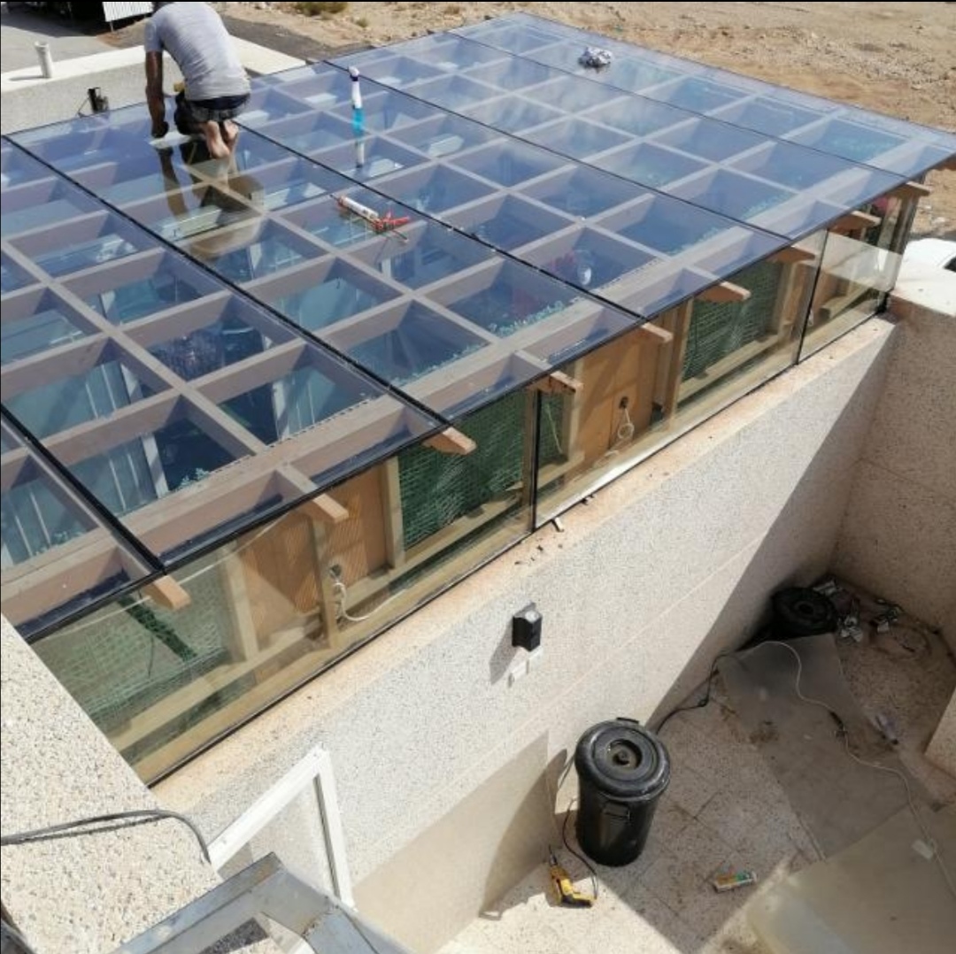 رواد الزجاج بالرياض